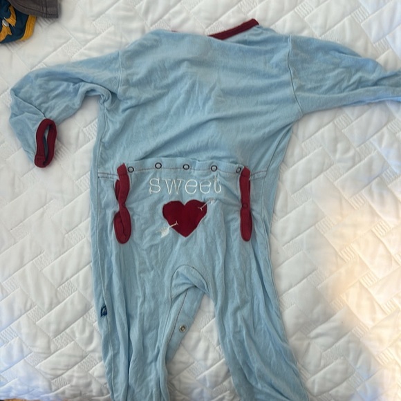 Kickee Valentines coverall - Picture 3 of 3